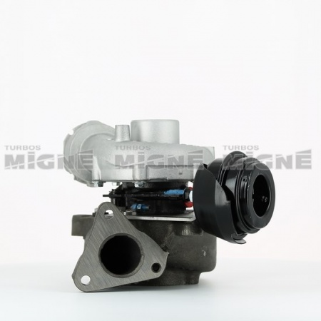 Turbo neuf comprenant :