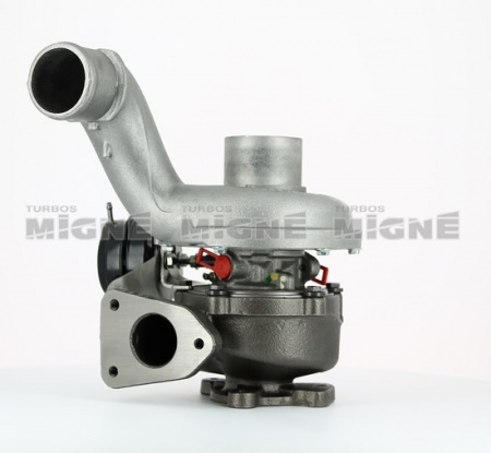 Turbo neuf comprenant :