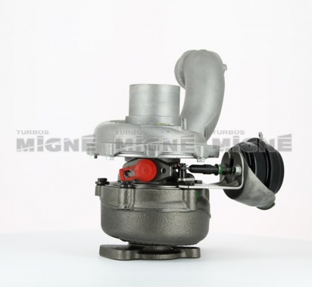 Turbo neuf comprenant :