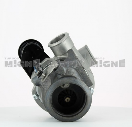 Turbo neuf comprenant :