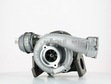 Turbo neuf comprenant :