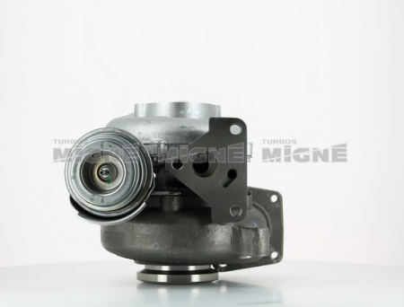 Turbo neuf comprenant :