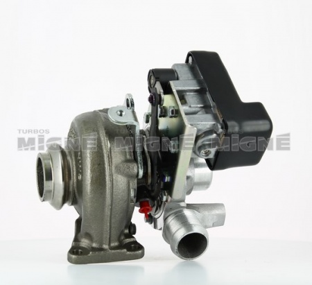 Turbo neuf comprenant :