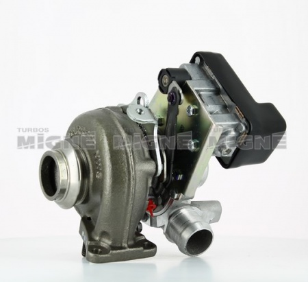 Turbo neuf comprenant :