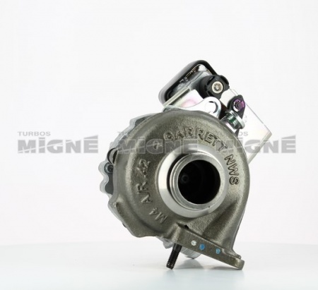 Turbo neuf comprenant :