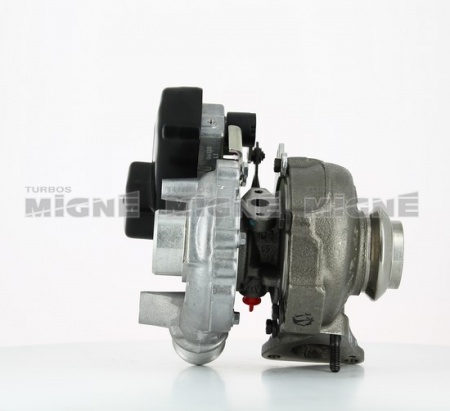 Turbo neuf comprenant :