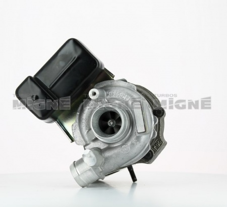 Turbo neuf comprenant :