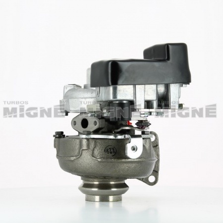 Turbo neuf comprenant :