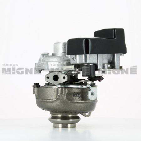 Turbo neuf comprenant :