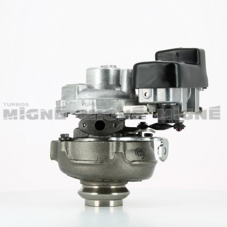 Turbo neuf comprenant :