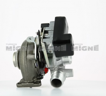 Turbo neuf comprenant :