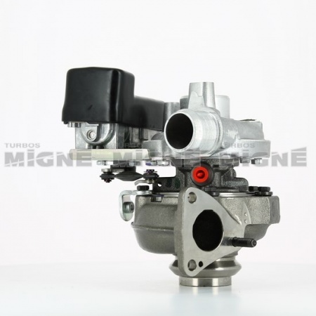 Turbo neuf comprenant :