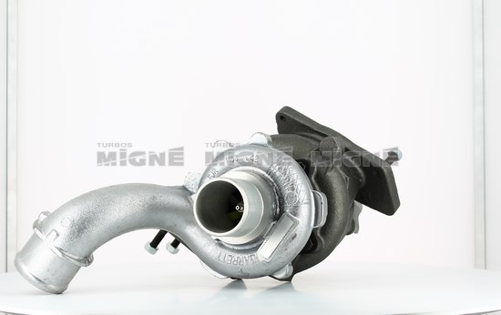 Turbo neuf comprenant :