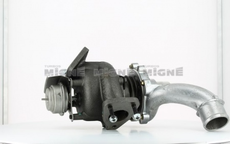 Turbo neuf comprenant :