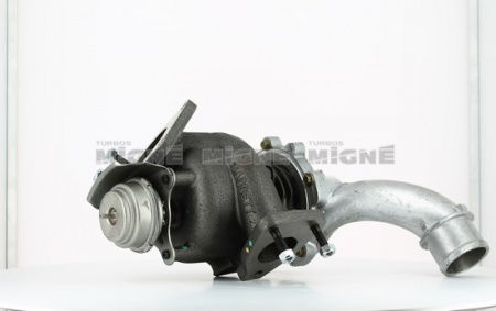 Turbo neuf comprenant :