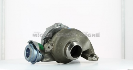 Turbo neuf comprenant :