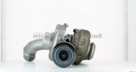 Turbo neuf comprenant :