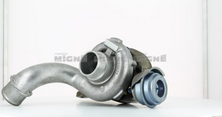 Turbo neuf comprenant :