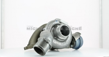 Turbo neuf comprenant :