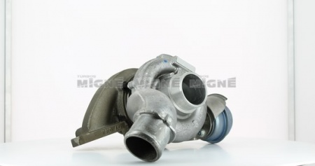 Turbo neuf comprenant :