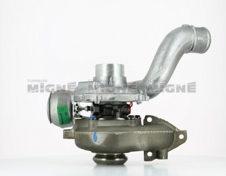 Turbo neuf comprenant :