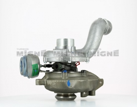 Turbo neuf comprenant :