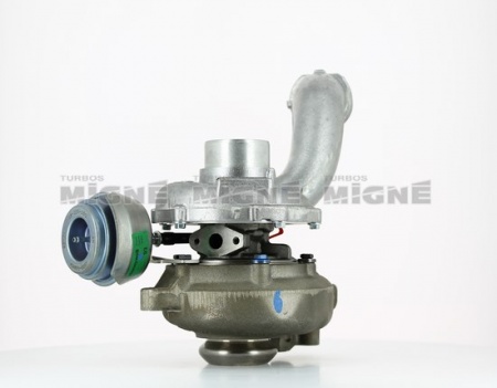 Turbo neuf comprenant :