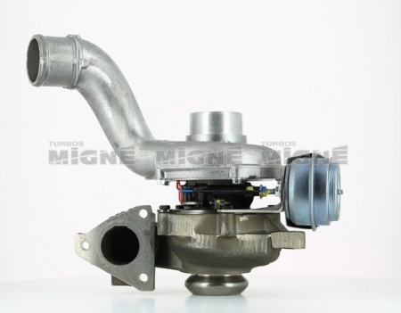 Turbo neuf comprenant :