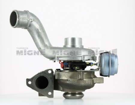 Turbo neuf comprenant :