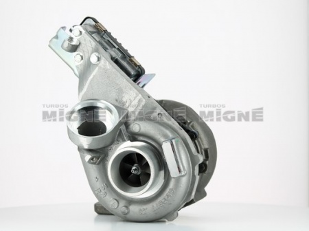 Turbo neuf comprenant :