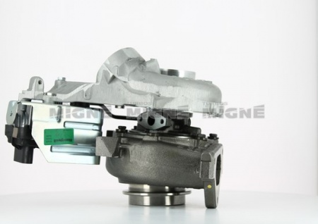 Turbo neuf comprenant :