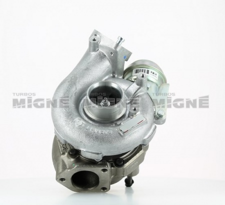 Turbo neuf comprenant :