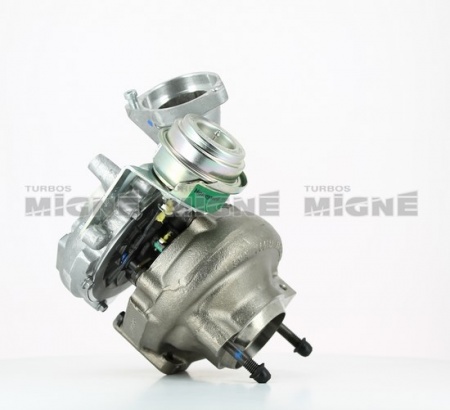 Turbo neuf comprenant :