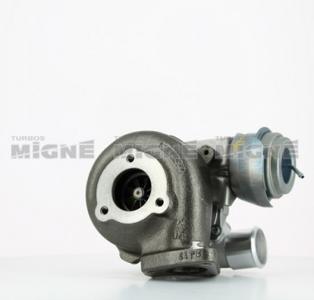 Turbo neuf comprenant :