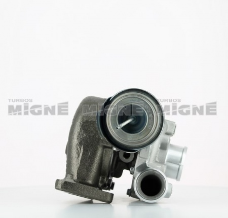 Turbo neuf comprenant :