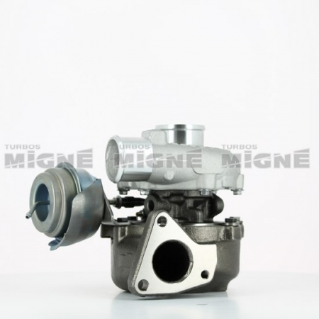 Turbo neuf comprenant :