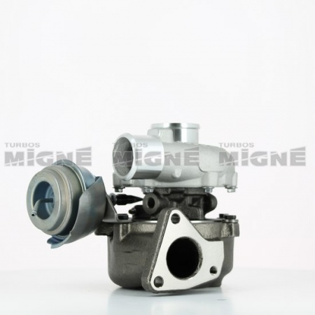 Turbo neuf comprenant :