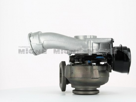 Turbo neuf comprenant :