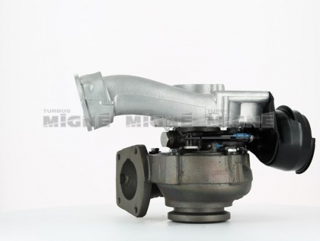 Turbo neuf comprenant :