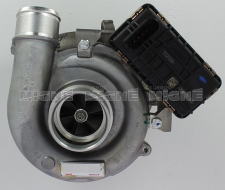 Turbo neuf comprenant :