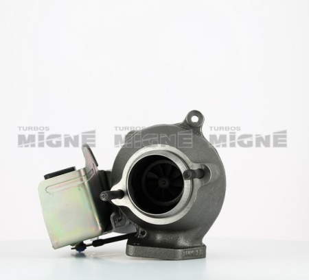 Turbo neuf comprenant :