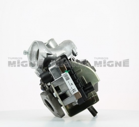 Turbo neuf comprenant :