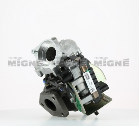 Turbo neuf comprenant :