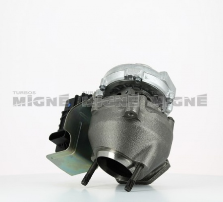 Turbo neuf comprenant :