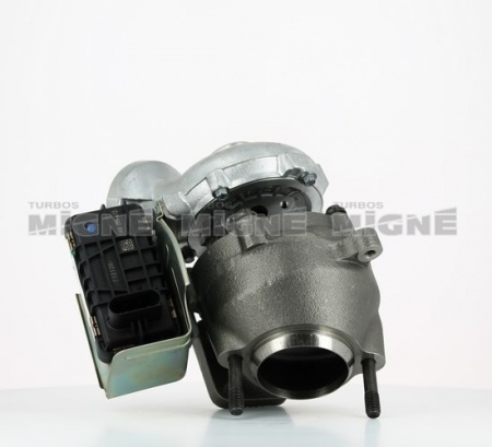 Turbo neuf comprenant :