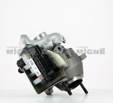 Turbo neuf comprenant :