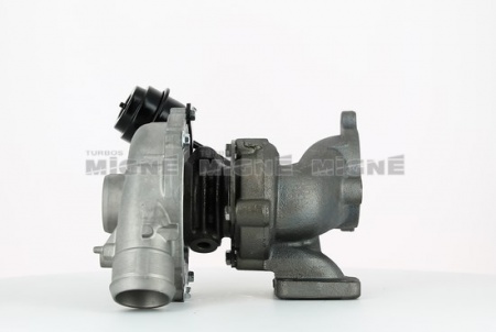 Turbo neuf comprenant :