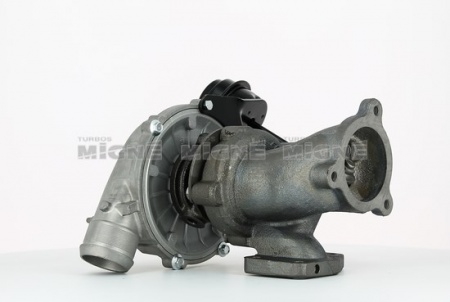 Turbo neuf comprenant :