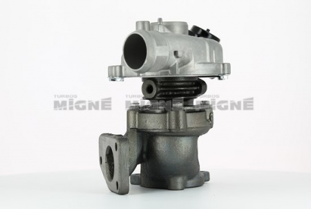 Turbo neuf comprenant :