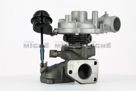 Turbo neuf comprenant :